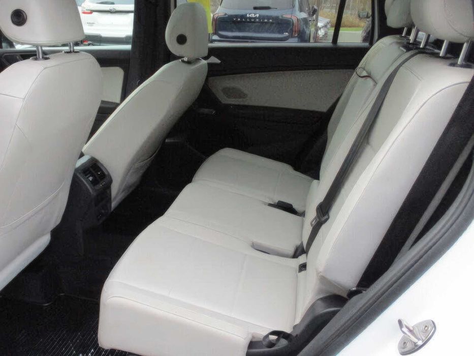 Volkswagen Tiguan      2019