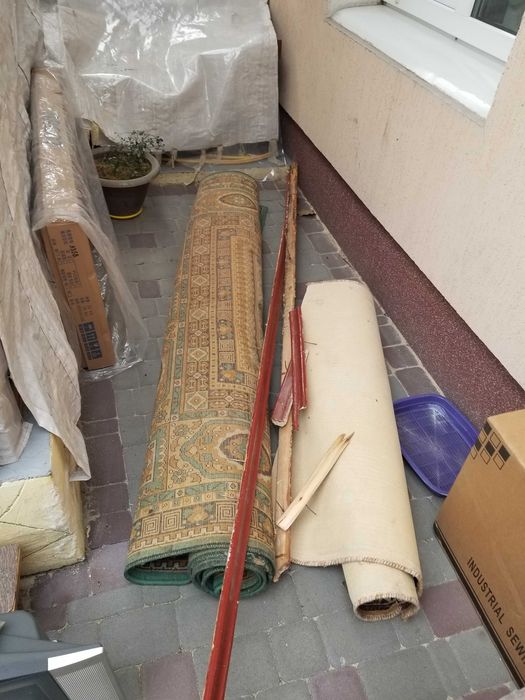 Ковер вживаний цілий