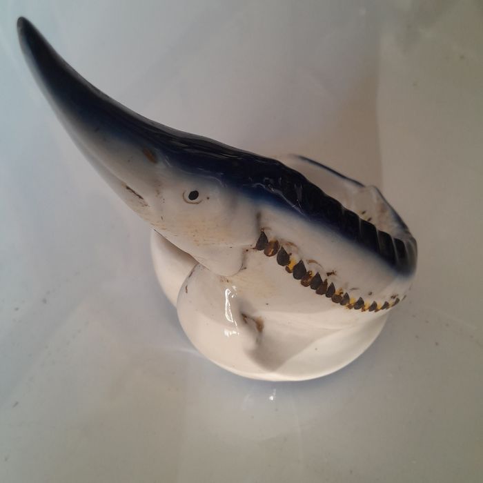 Статуетка Осетр .