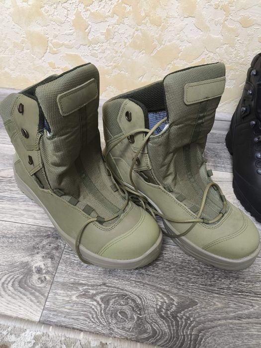 Обміняю нові берці на більший розмір 47-48!