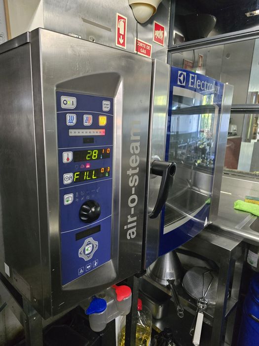 Forno Profissional Electrolux Air-o-steam em Inox