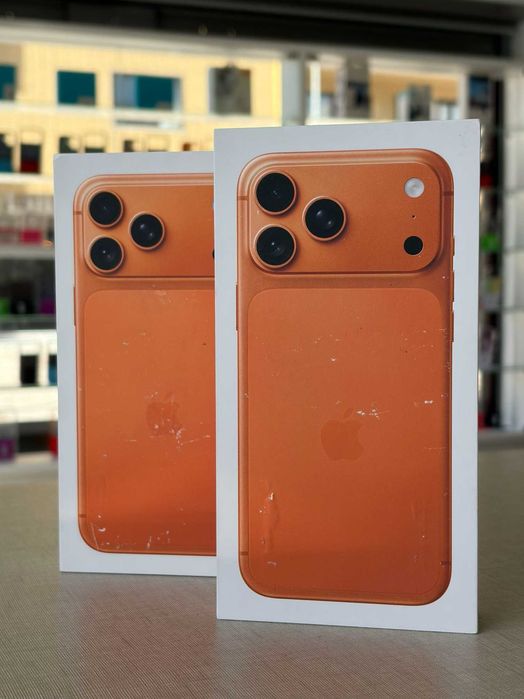 Iphone 17 Pro Max Orange - Novo