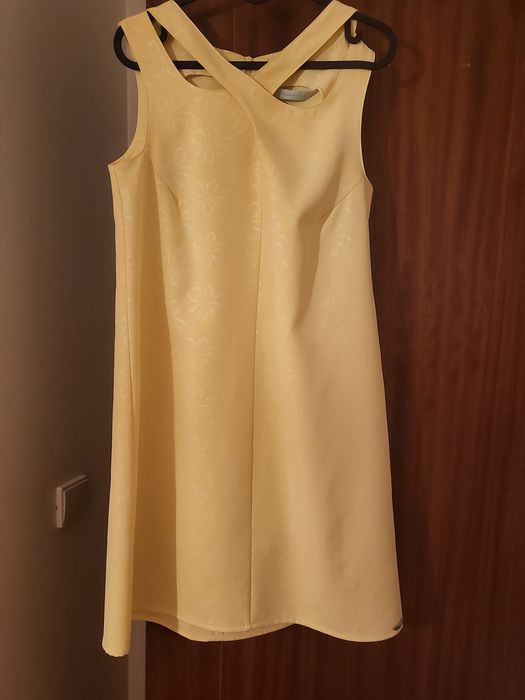 Vestido mulher amarelo