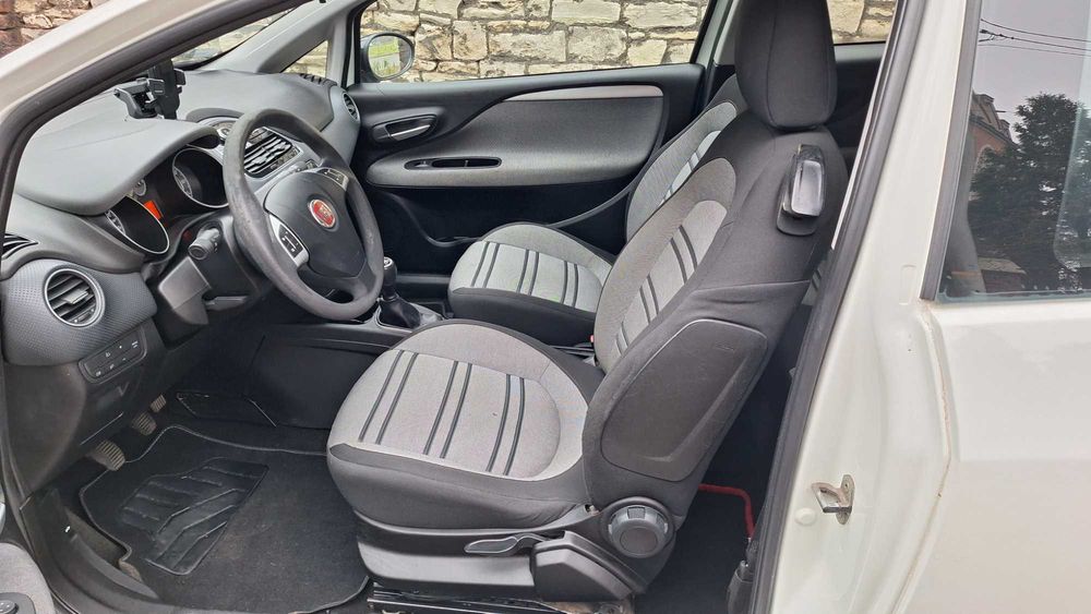 Fiat Punto Evo 1.3 Diesel | 2010 | 149 000 km | Biały / czarny dach