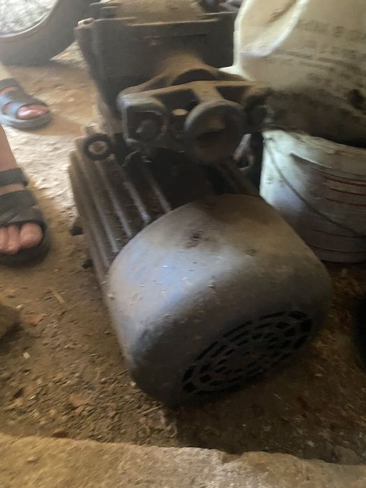 Продам електродвигун