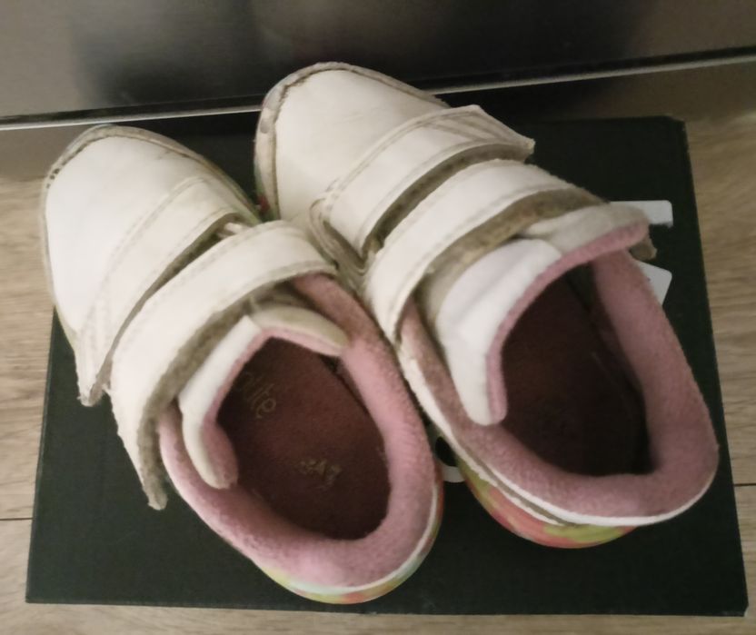 Buty adidas rozm. 24