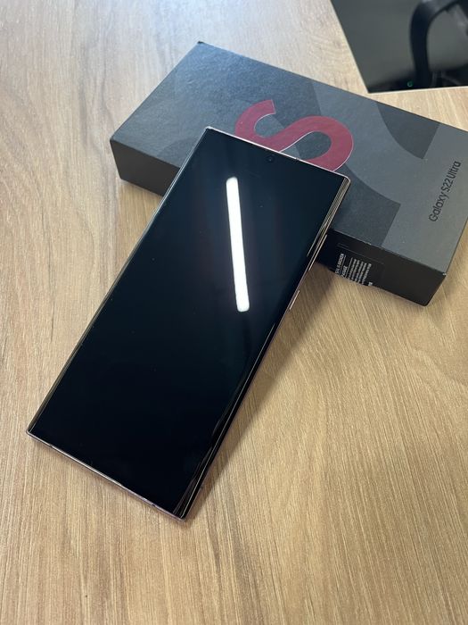 Samsung Galaxy S22 Ultra 12/512 ГБ