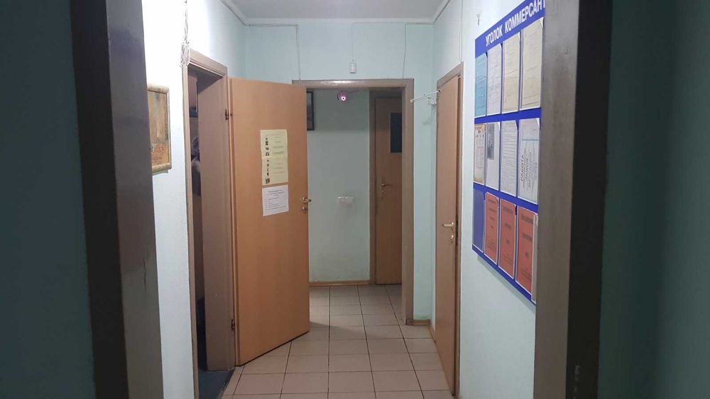 Продаж приміщення 100кв.м , вул.Лахтинська