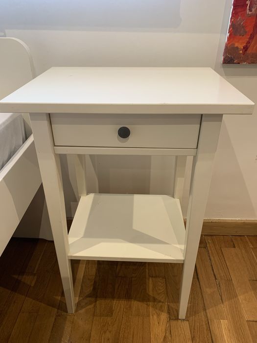 Mesa de cabeceira HEMNES Branca