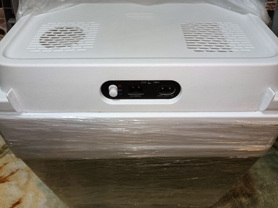 Geleira Elétrica Portátil (frio e quente para carro, casa,...) Mobicool/Crivit - 12V/230V - como novo