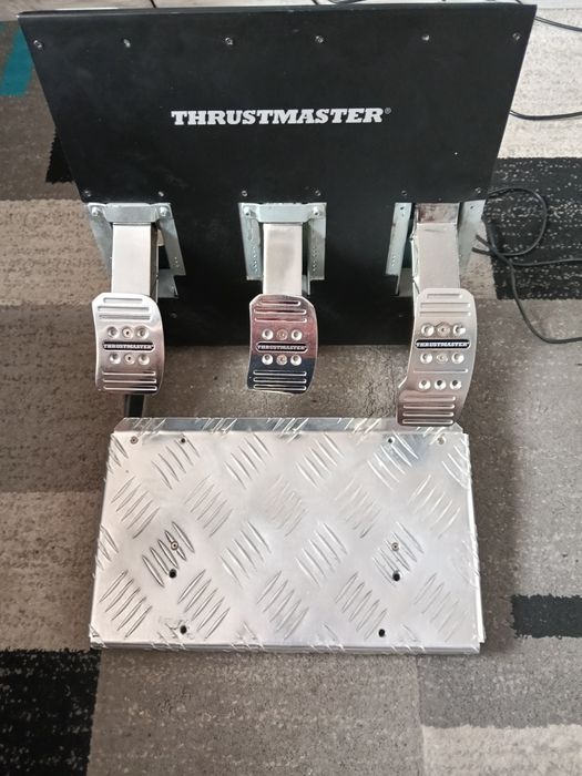 Zestaw sim racing Thrustmaster TX + T3PA PRO + TH8A