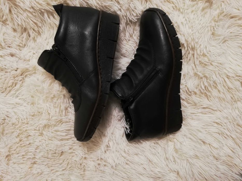 damskie półbuty Rieker 38 skóra ocieplane wełną byty Rieker 38 wełna