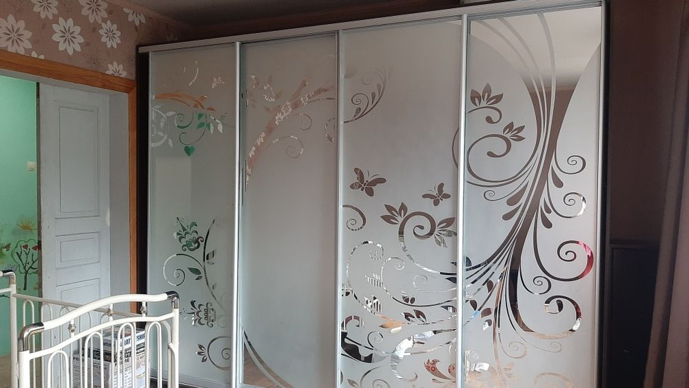 Продам капітальний будинок в Мерефі