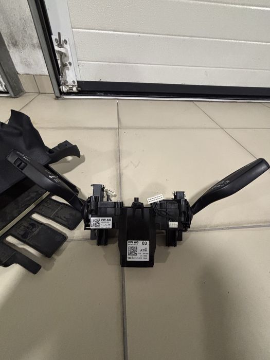 Audi A1 Conjunto de manete piscas  e capa de coluna de direcao