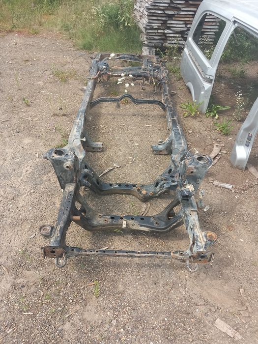 Рама lexus lx470  2003 рік чорна з документами