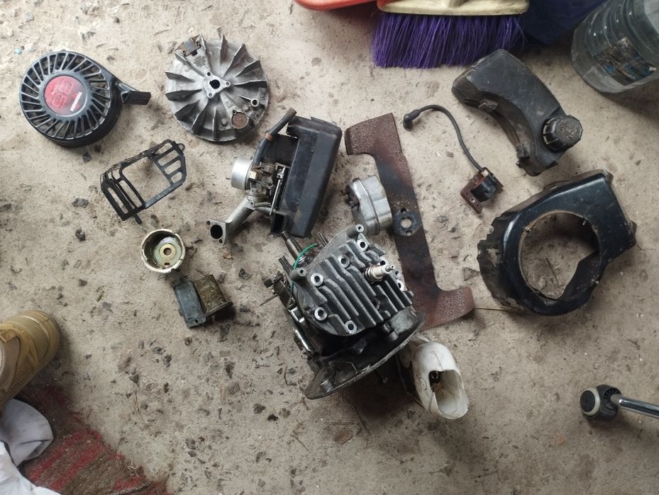 Бензогазонокосарка Аеро по запчастинах