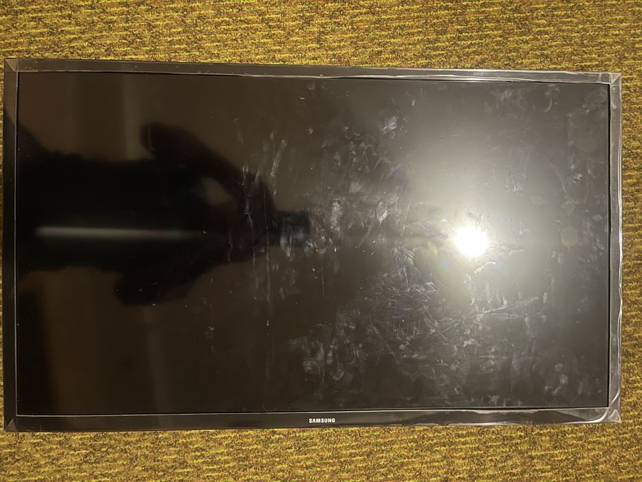 На запчасти Телевизор Samsung 32" HD UE32N4000AUXUA