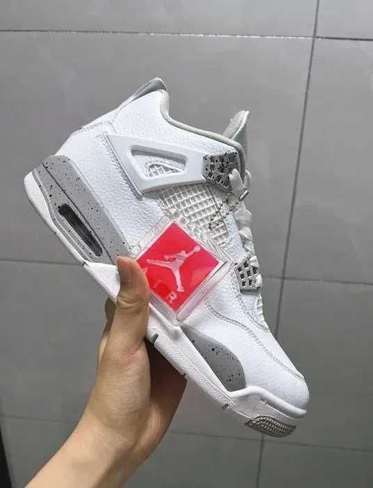 Jordan_4_Retro_White_Oreo r.38