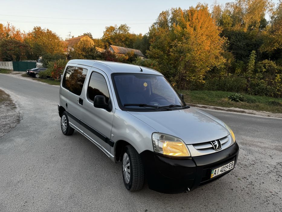 Продам Пежо Партнер Пасажир
