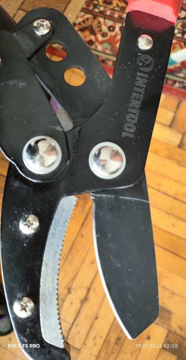 Сучкоріз з ковадлом Intertool-FT1116, розсувний 680-1020mm, лезо CrMo