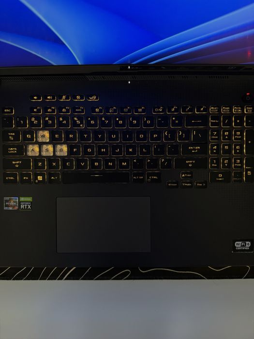 Laptop ASUS ROG Strix G17 G713IM