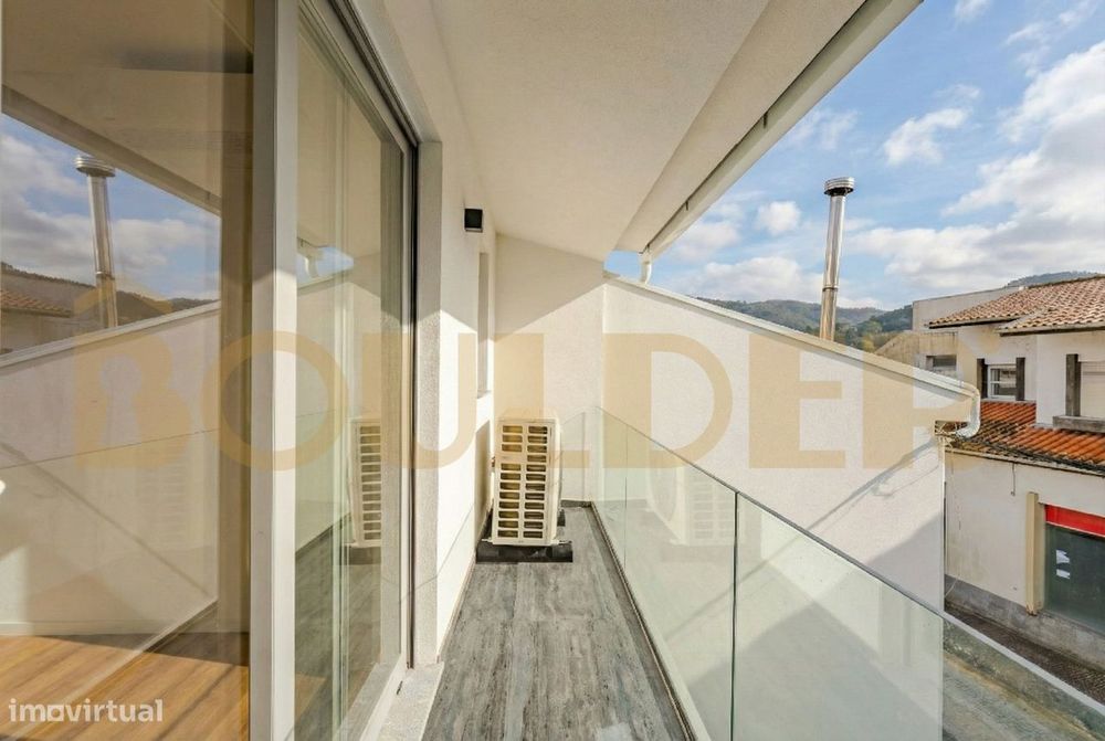 Apartamento T3 com Terraço em Amares