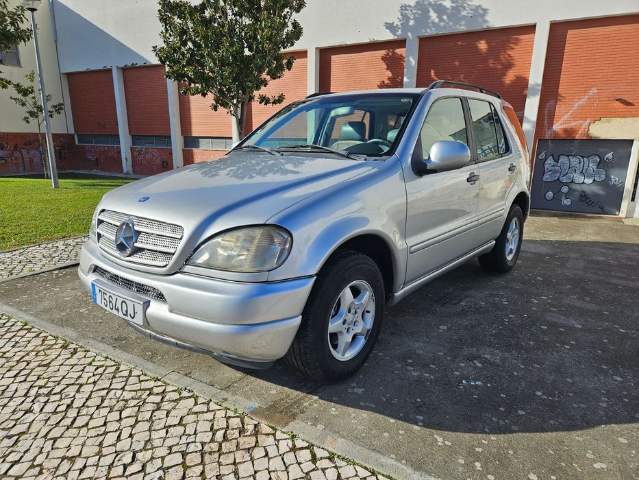 Mercedes-Benz ML 270