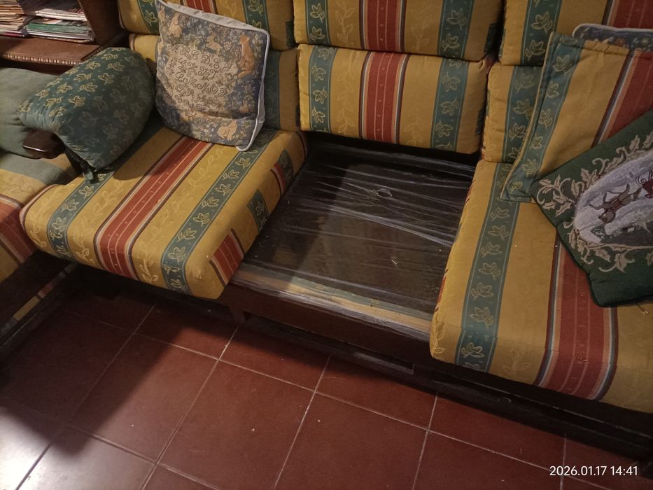 Sofá-cama e sofá individual