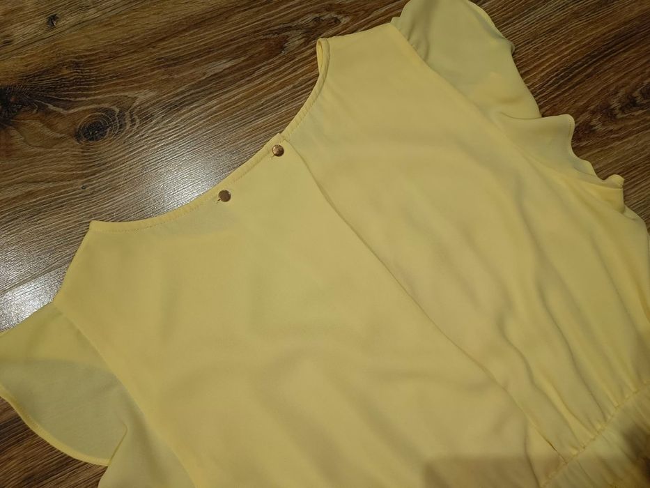 MINT & BERRY sukienka żółta bananowa za kolano midi z Zalando rozm. 40