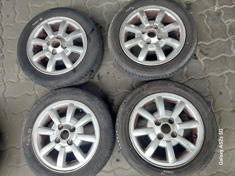 JANTES KIA R15 COM PNEUS 165/60 FURAÇÃO 4X100