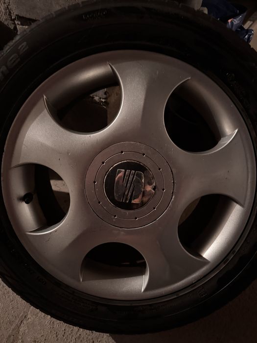Felgi Seat. Opony  205/55r /16x5