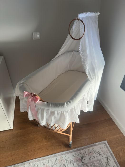Berço estilo moisés