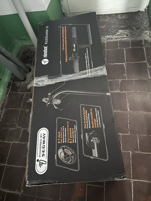 Продам самокат Ninebot E2 1008