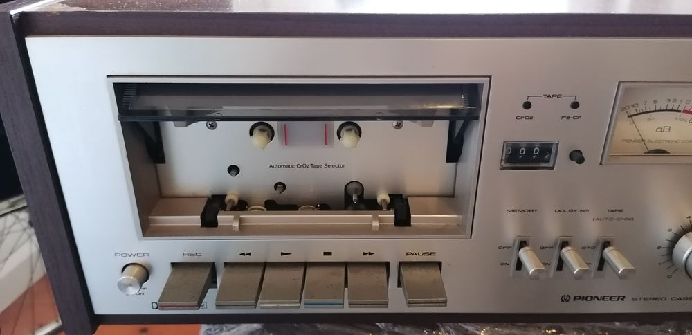 Pioneer stereo cassette tape deck CT-F7272