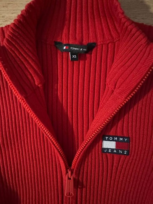 Кофта Tommy Jeans оригінал, XS, добре тягнеться, червона