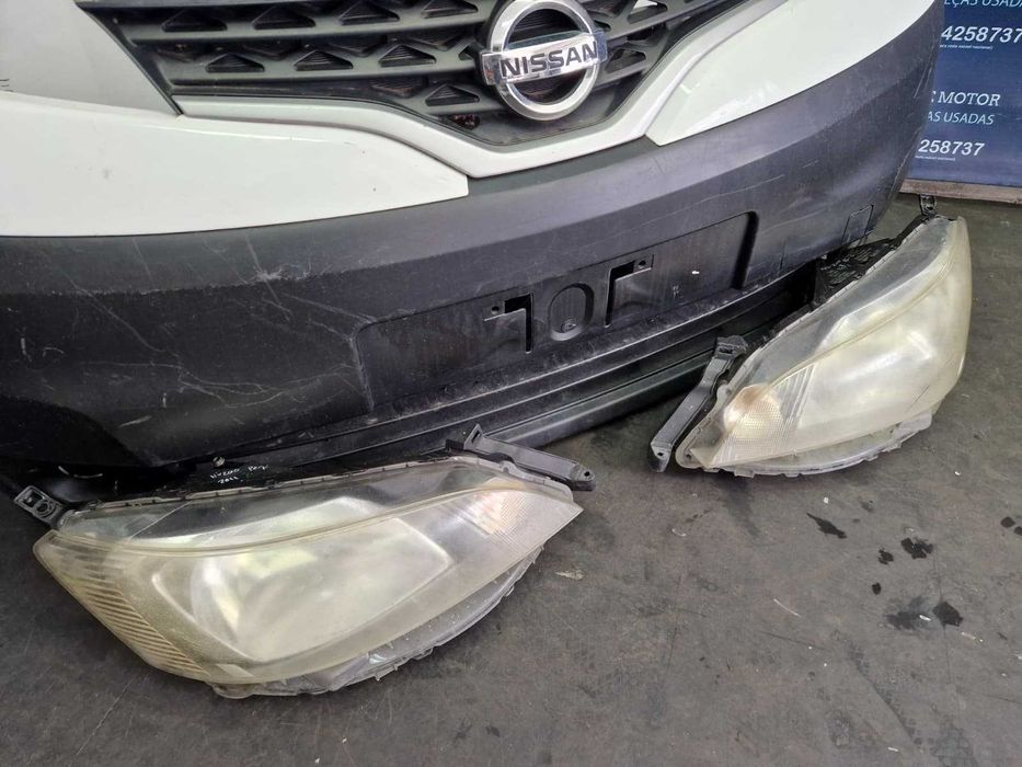 Frente completa usada NISSAN NV200 2011 capot parachoques guardalamas oticas radiador