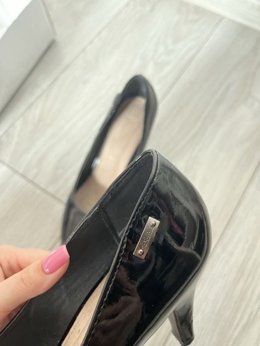 Buty na obcasie