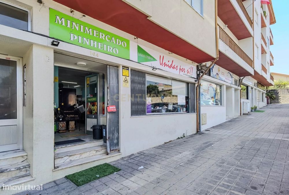 TRESPASSE de Estabelecimento Comercial (Mercearia) em Valbom, Gondomar