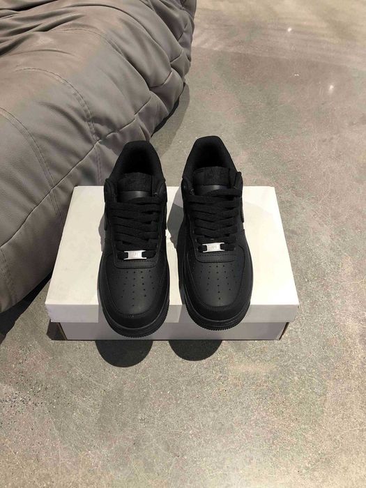 Air_Force 1_Low_Czarny 40,5