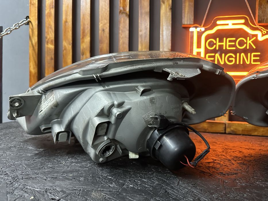 Фари Рено Трафік. Віваро. Bi-led