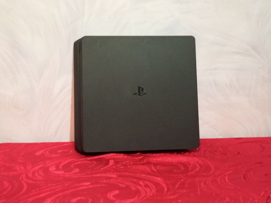 Ps4 slim без геймпада и marvel Spider-Man  2018 500 гб