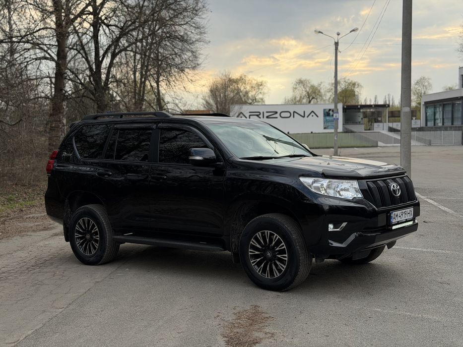 Toyota land cruiser Prado 150