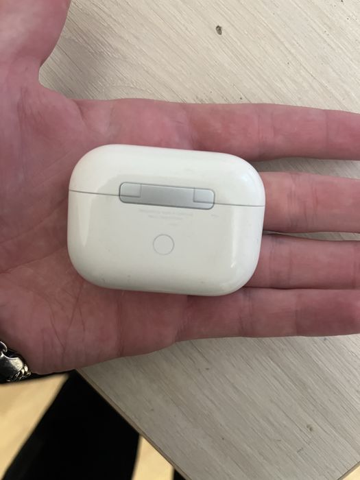 наушники air pods pro 1 с одним левым наушником и кейс