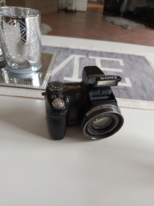 Sony cyber-shot DSC H5