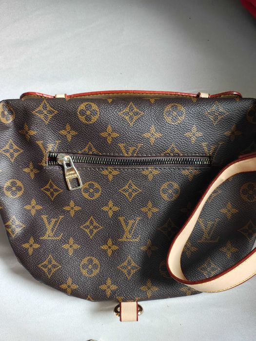 Torebka nerka Louis Vuitton