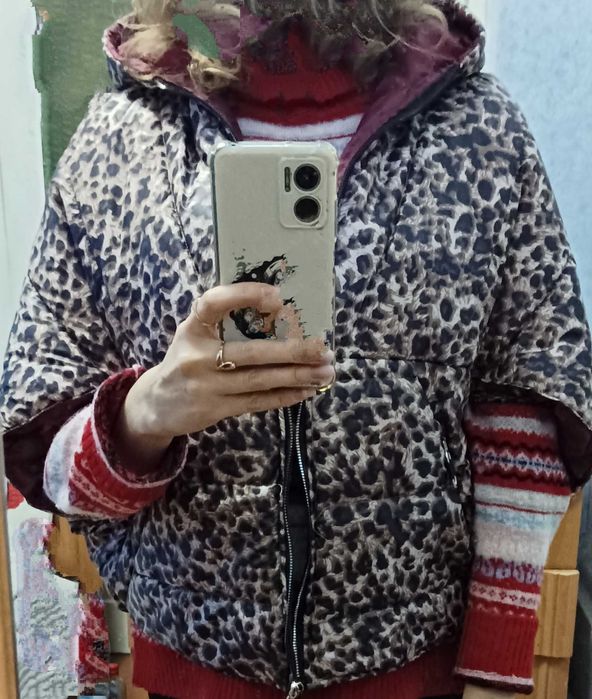 Куртка- жилетка жіноча з напіврукавом,.Розмір s- m.