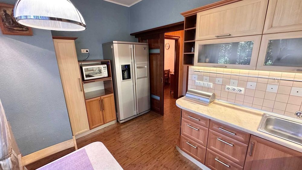 Без% Фото реальні 3к (або 2к за27тис) розд Липки м Печерська Кловська