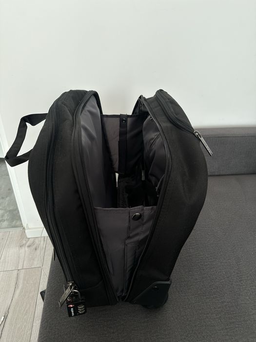 Walizka kabinowa American Tourister