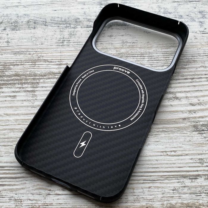 Карбоновый чехол Proove Carbon with MagSafe iPhone 17 Pro, Max, Air