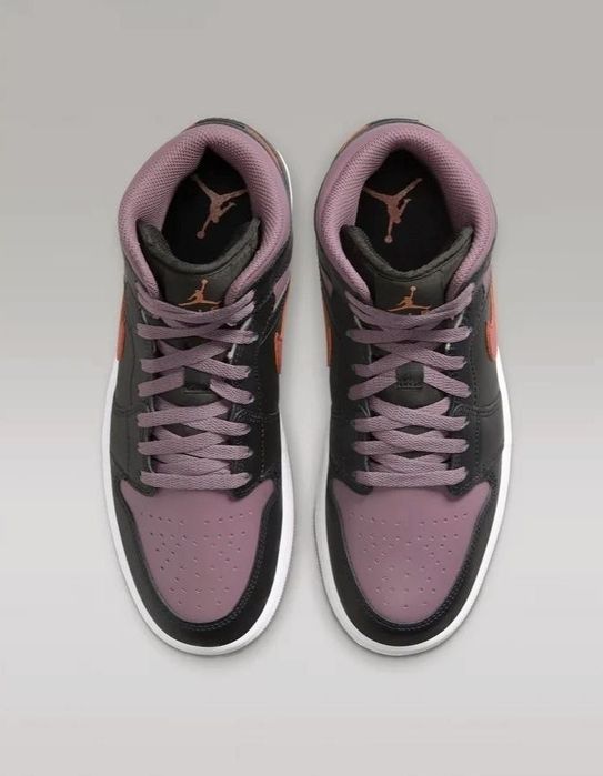 Оригінал! Р: 44; 46 Кросівки Nike Air Jordan 1 Mid SE.